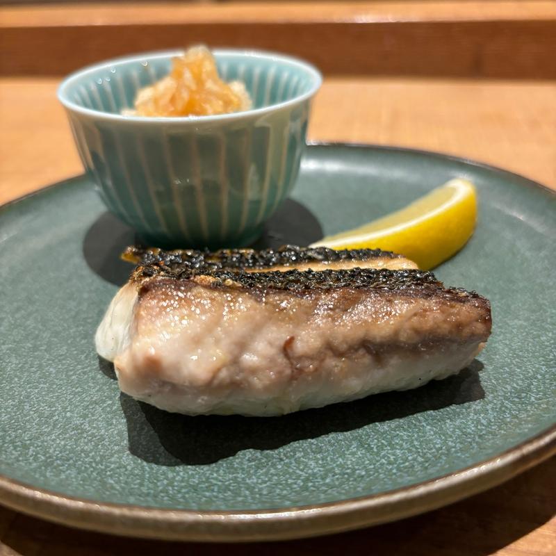 熟成黒ダイの炭火焼き(tsugumi)