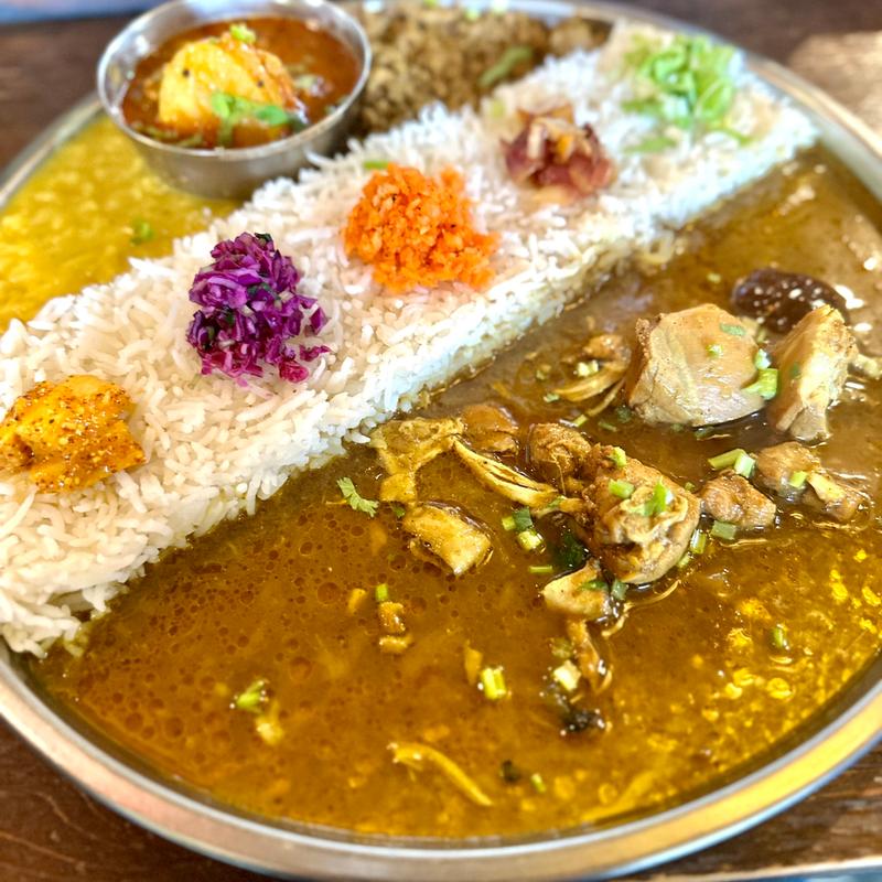 (Spice Curry 丸祇羅 マルマサラ)