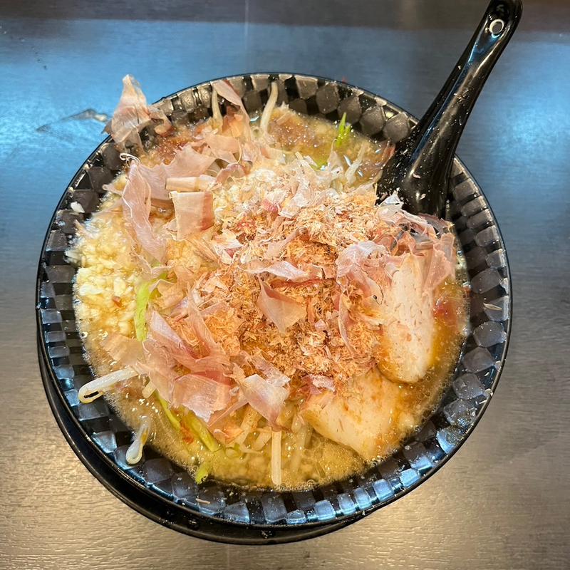 らーめん(野菜ちょい増し)(楽人 （らくじん）)