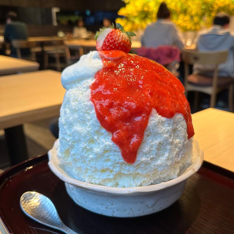 季節限定かき氷苺姫(廚 otona くろぎ)