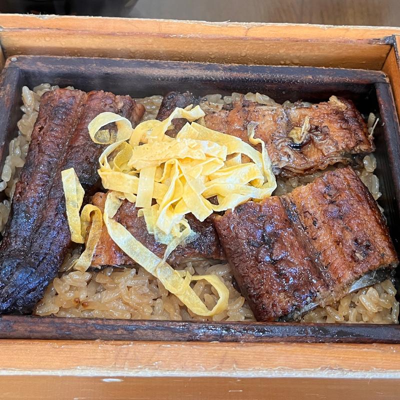 うなぎ蒸篭(うなぎの黒田屋)