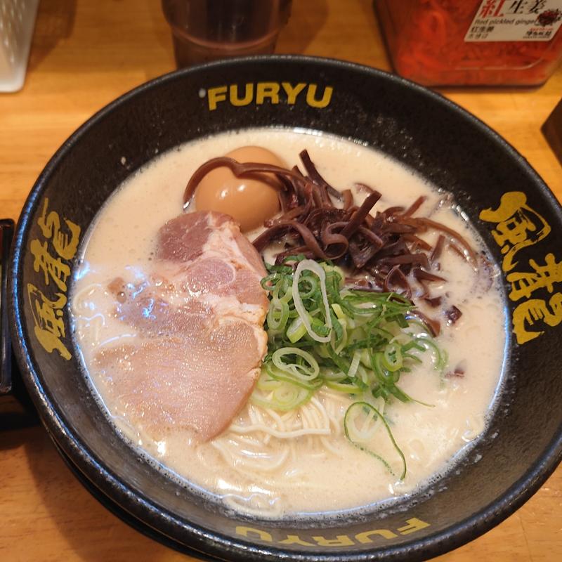 (とんこつラーメン 博多風龍 新橋店)