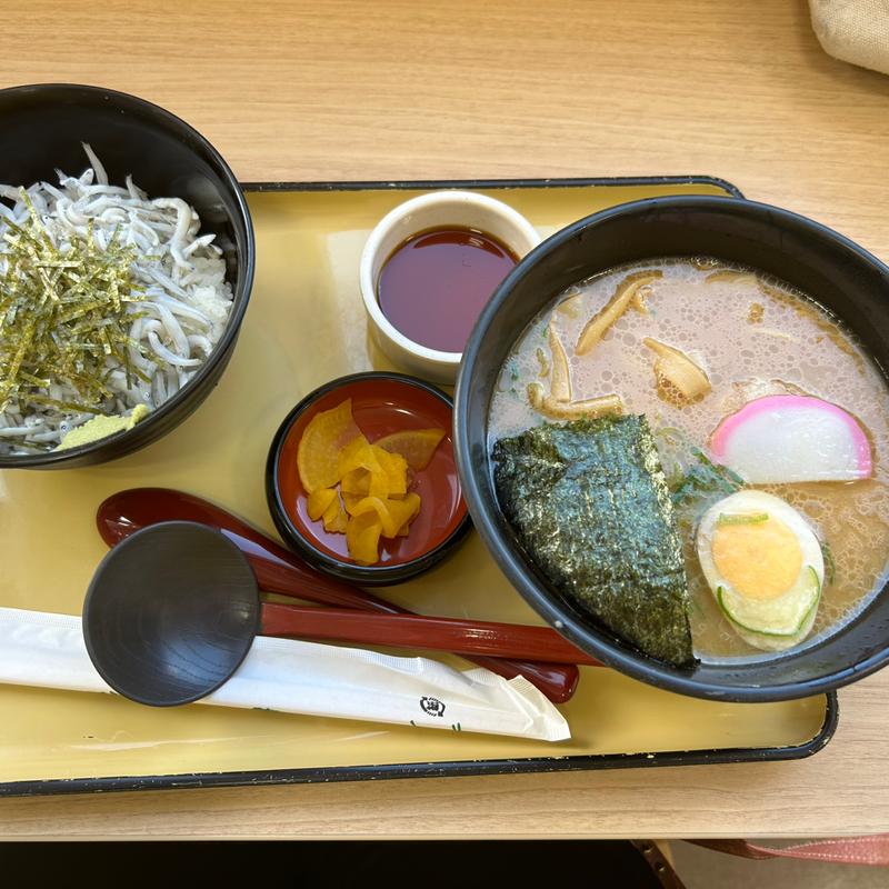 (岬 丘の上食堂)