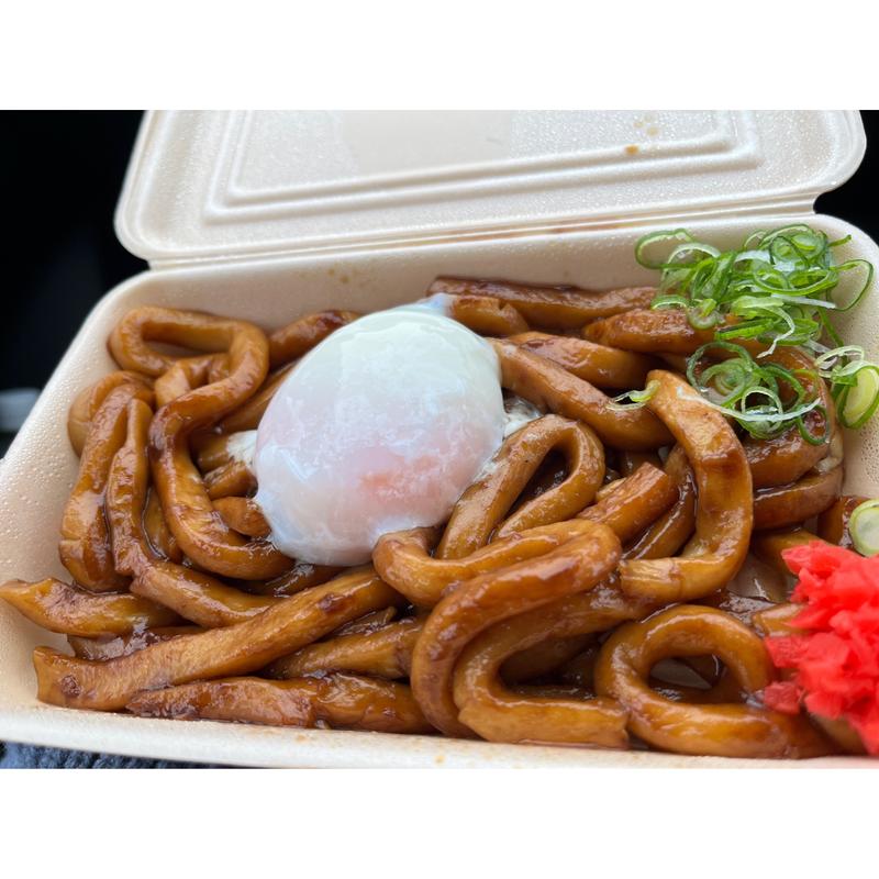 温泉たまご 伊勢焼きうどん(伊勢醤油本舗 )