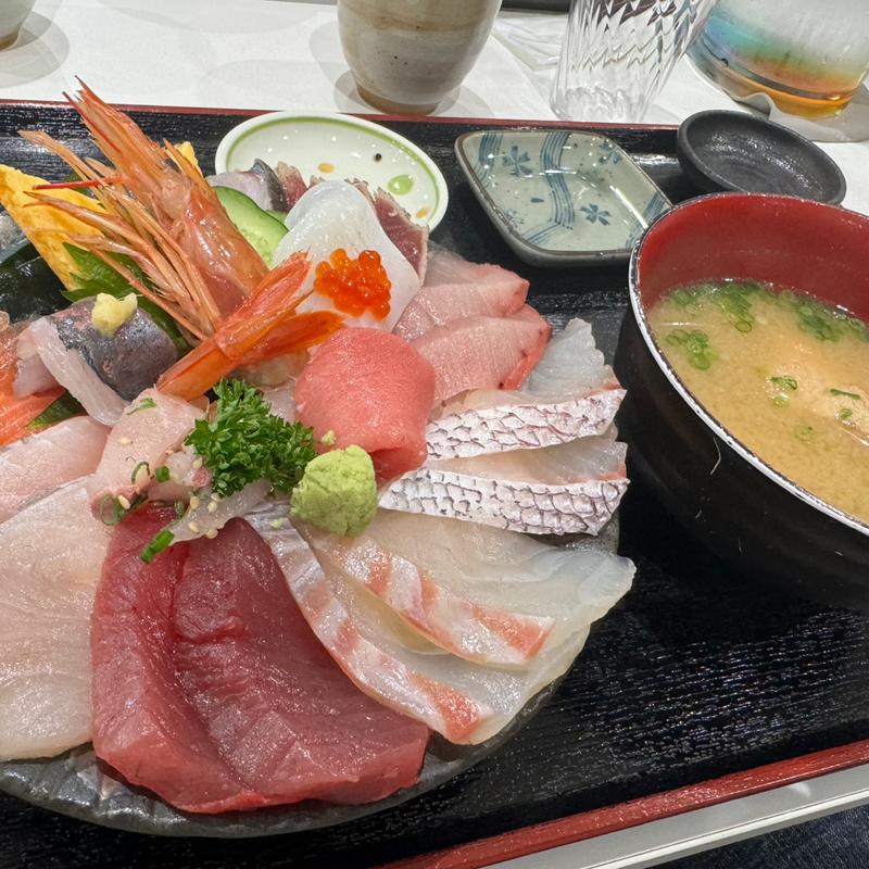 海鮮丼（大）(海鮮 長谷川)