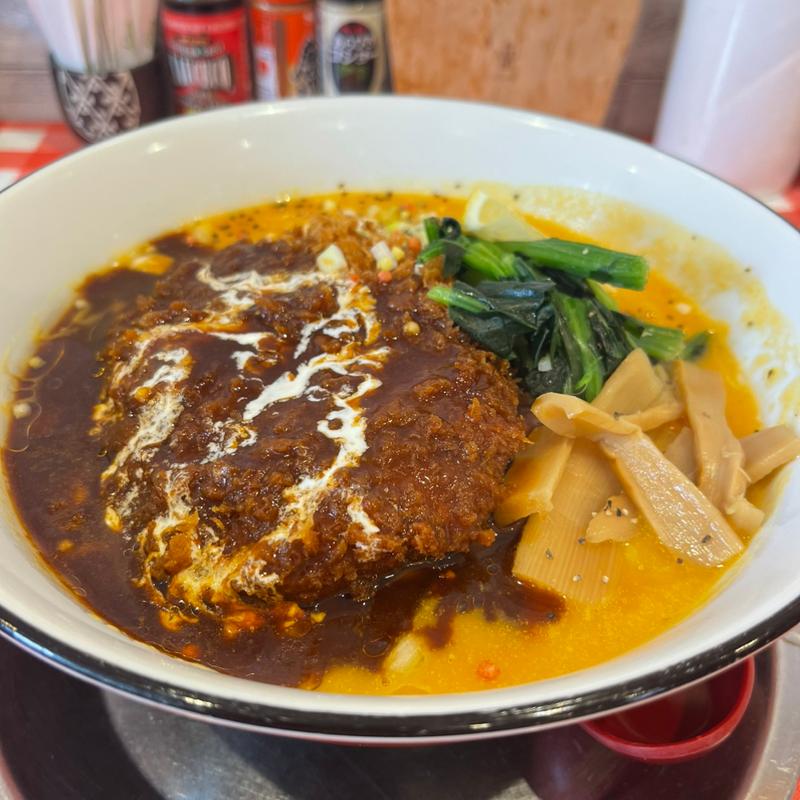 自家製メンチカツの濃厚ベシソバ(ぬーじボンボン ニュータイプ)