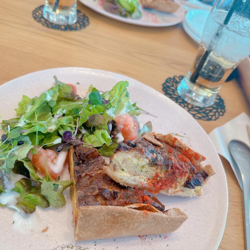 (cafe＆dining Passeretti ハナイチ店)