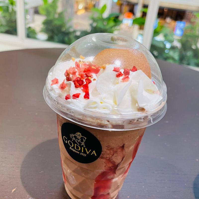 ジャンドゥー"ニャ" あまおういちご ショコリキサー(ゴディバ ららぽーと湘南平塚)