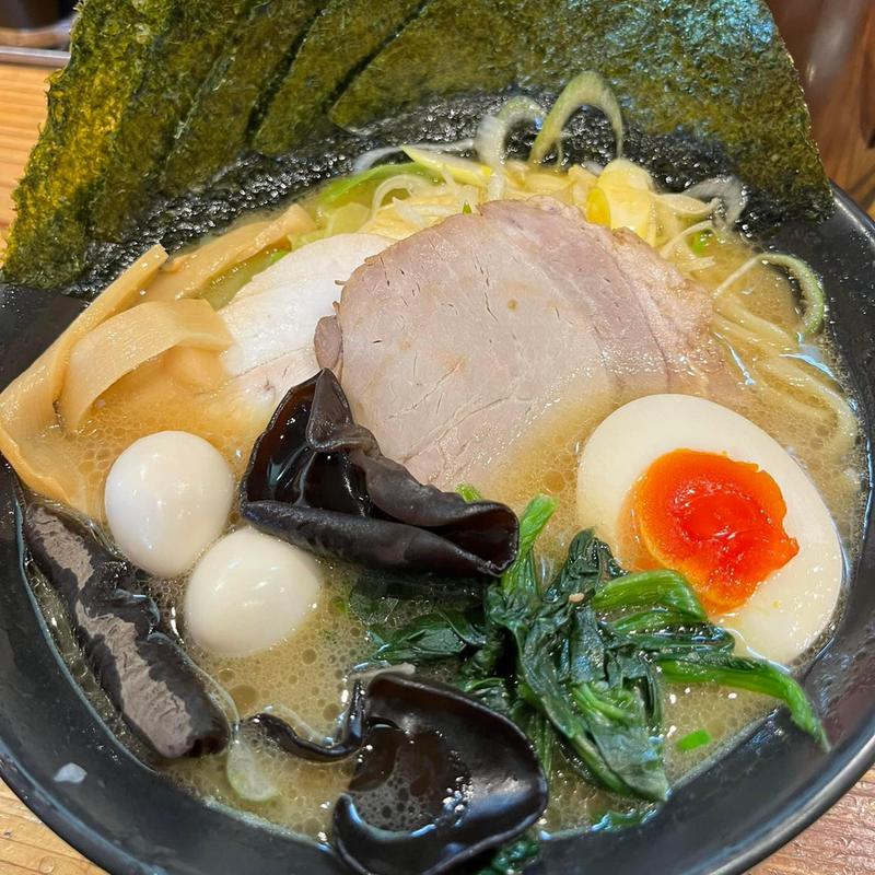 スペシャルラーメン(壱八家 戸塚店)