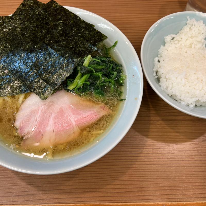 ラーメン 並(家系ラーメン 武将家 外伝)