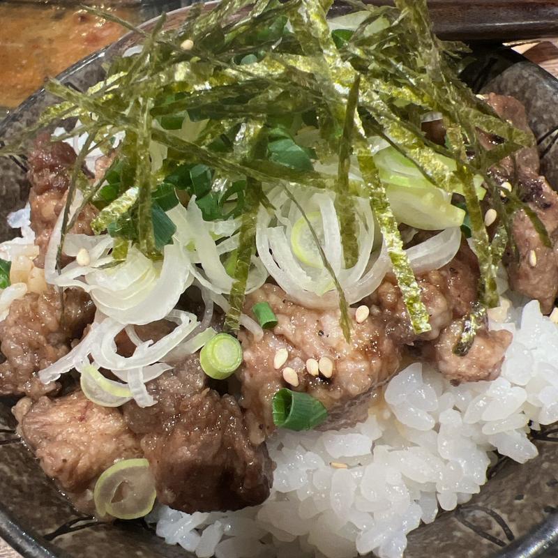 豚飯(やきとんひなた 豪徳寺店)