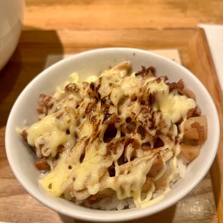 炙りマヨチャーシュー丼(麺スタイル林)