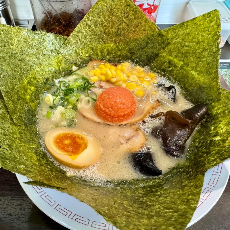ひまわりラーメン(博多らーめん ひまわり)