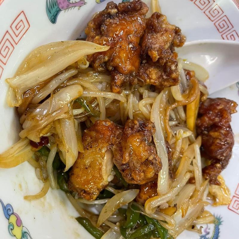 唐揚げ丼(九州中華料理店 （キユウシユウチユウカリヨウリテン）)