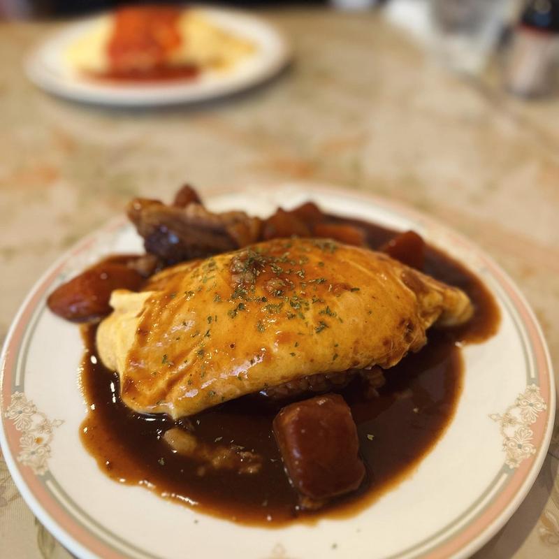 オムライスビーフシチューソース(ブラッセリエ )