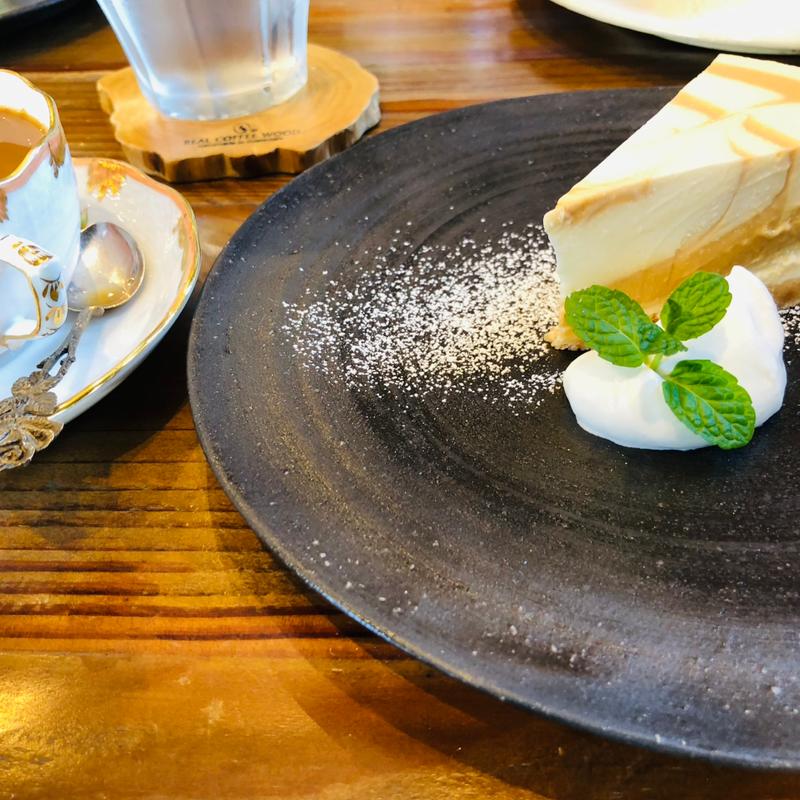 カフェインレスコーヒーと塩キャラメルのレアチーズケーキ(シモンズコーヒー)