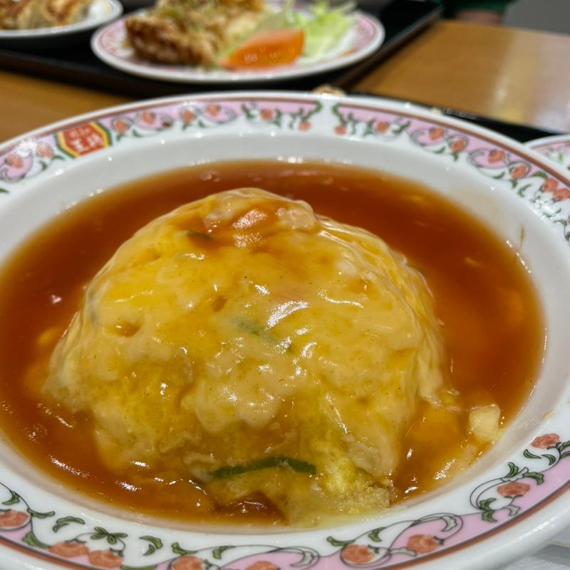 エビチリ中華風オムライス(パンダ美食)