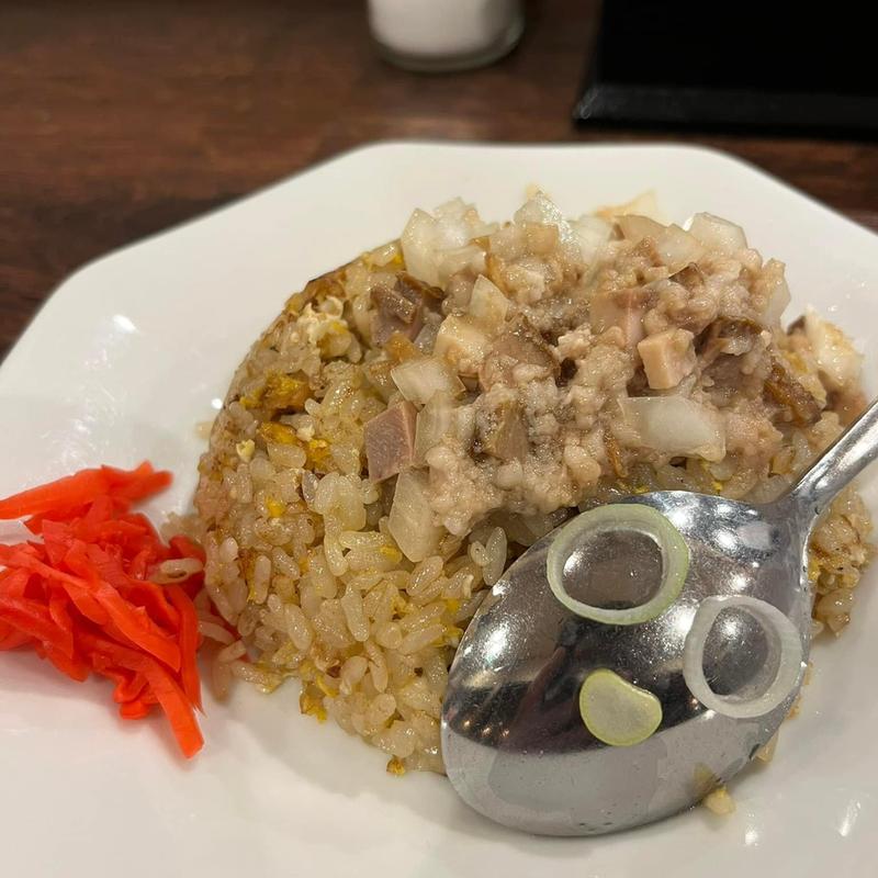 煮干し中華そば 半チャーハン(ラーチャン家)