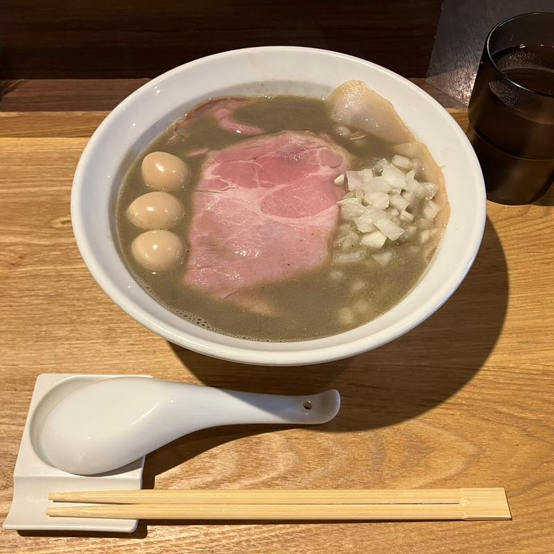 煮干そば(NIBOSHIMANIA（ニボシマニア）)