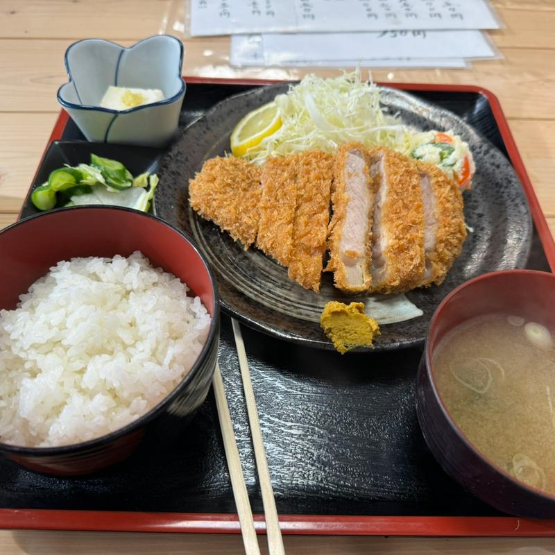 上ロースかつ(高砂食堂 （たかさごしょくどう）)
