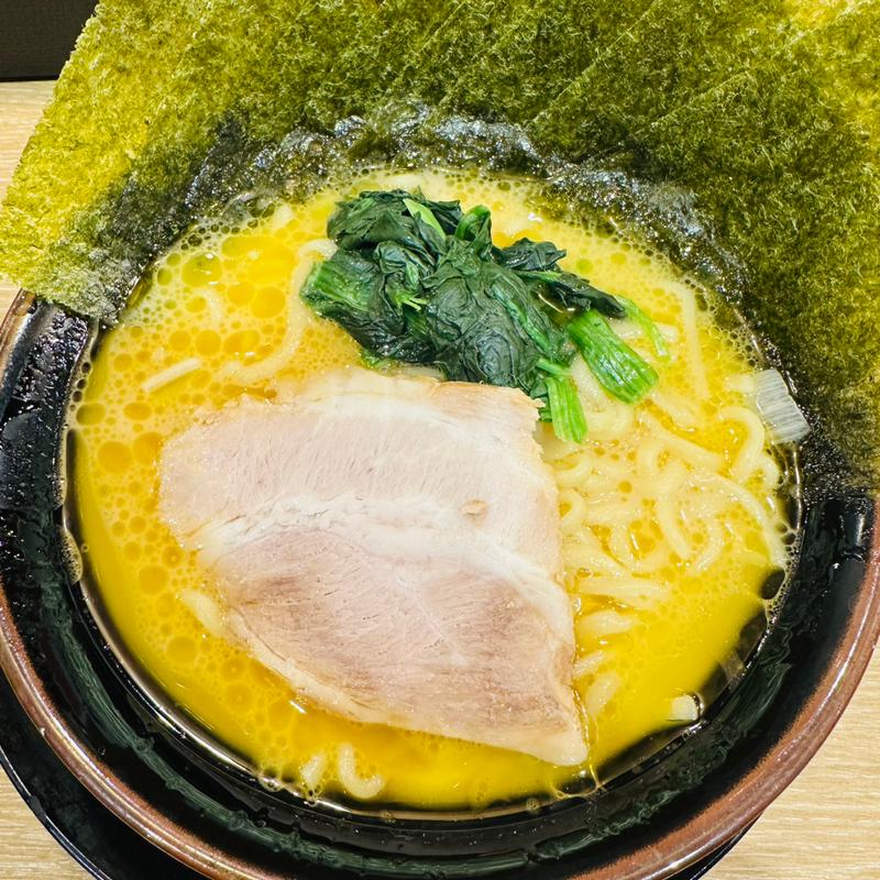 豚骨醤油(横浜家系ラーメン ぎん家 名古屋駅西口店)