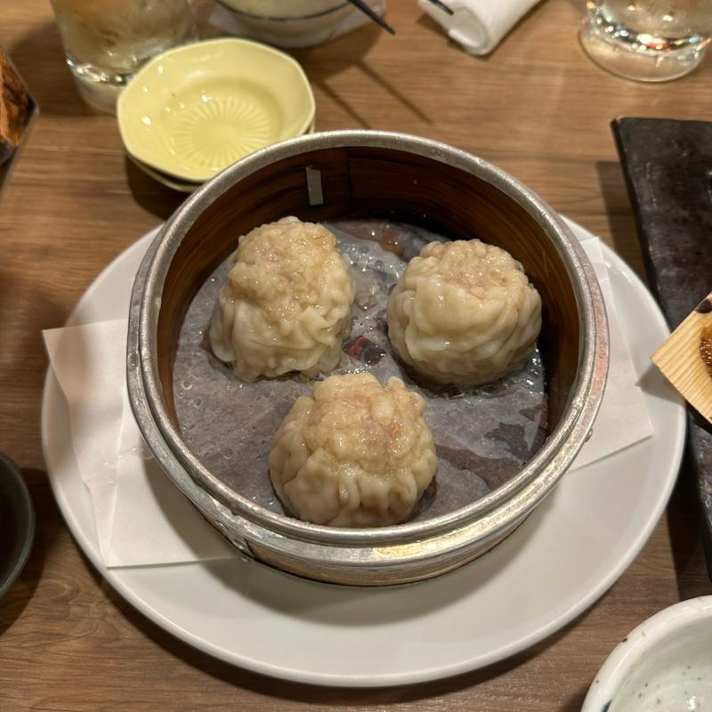 ちょっとデカイシューマイ(鳥良商店 有楽町日比谷店)