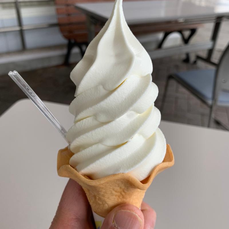 バニラソフトクリーム(桜織のりとるきっちん （サオリノリトルキッチン【旧店名】道の駅「富士吉田」ソフトクリーム）)