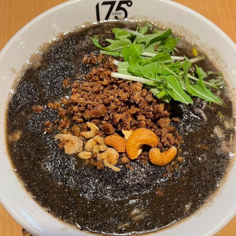 黒ごま坦々麺(汁あり)(175°DENO担担麺TOKYO)