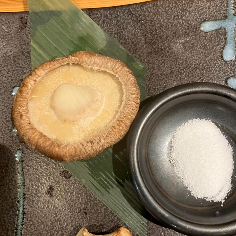 岩見沢産焼きしいたけ(蕎麦切り くろ)