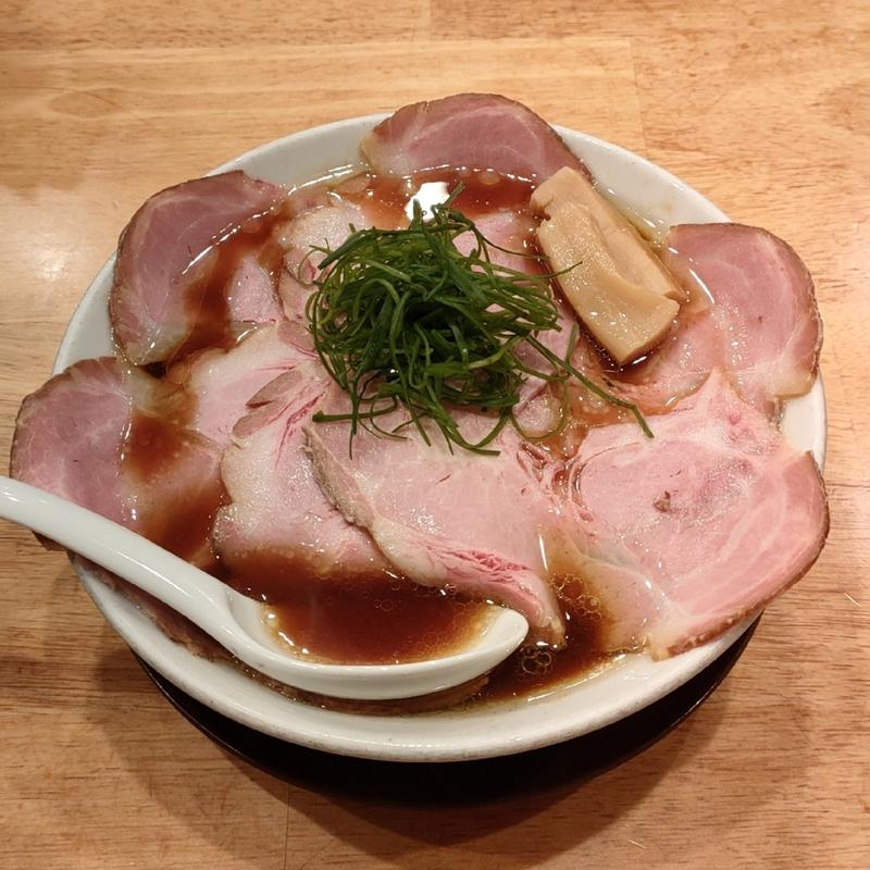 丸鶏醤油チャーシュー(中華そば ココカラサキゑ)