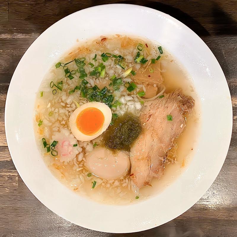 10種類の出汁を使った塩中華そば(麺屋GOO)