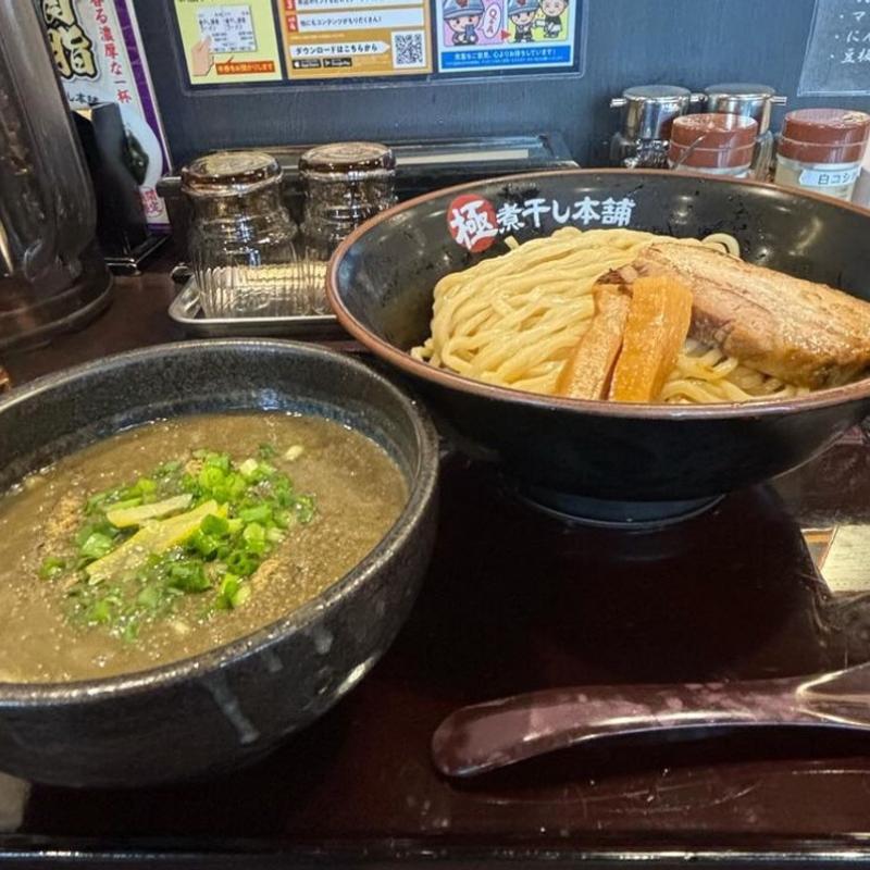 極濃煮干し豚骨つけ麺(極煮干し本舗 弘前店)