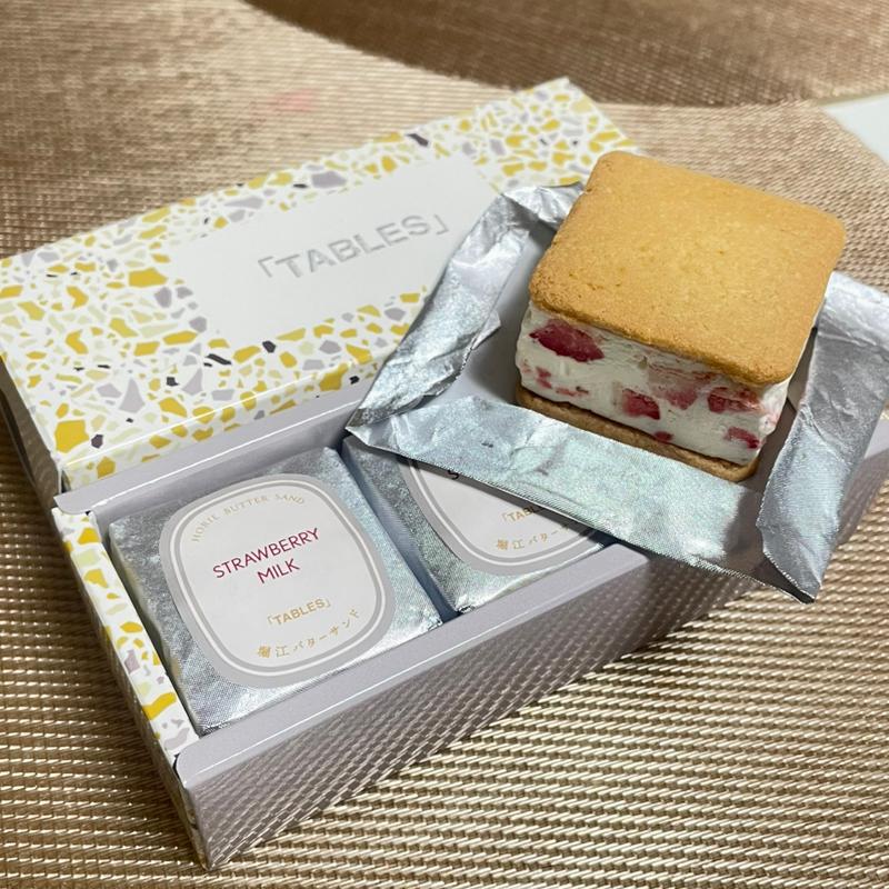 イチゴミルクバターサンド（togo）(「TABLES KITCHEN」)