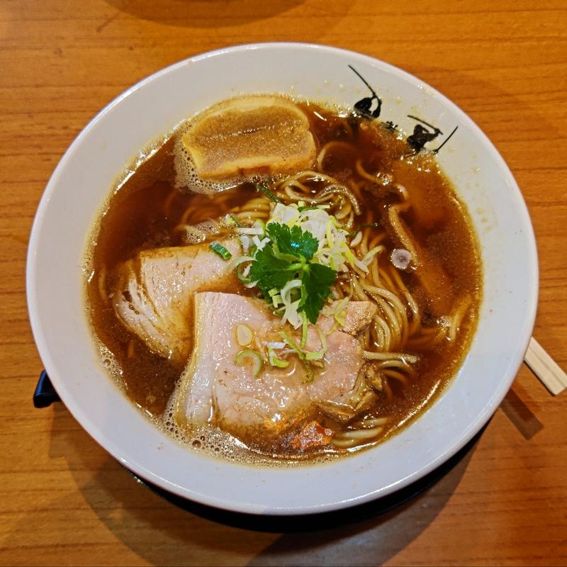 津軽煮干中華蕎麦(津軽煮干中華蕎麦 サムライブギー)