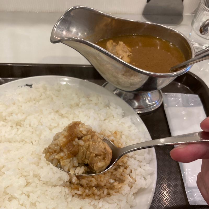 チキンカレー(カレーの店ボンベイ 神田店)