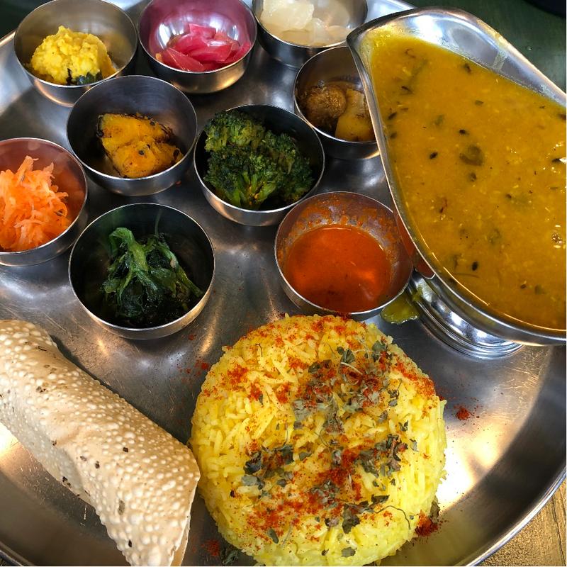 ダルバート(インド・ネパールカレーラム)