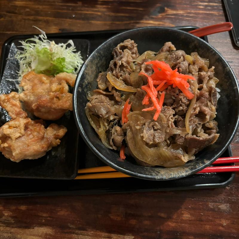 牛めし小➕ミニ唐揚げ(あらかわ食堂 )