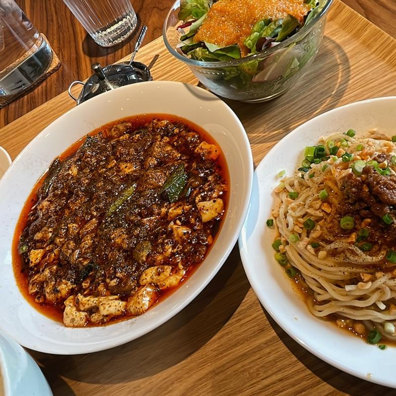 ランチAセット　※四川麻婆豆腐へ変更+100円UP(紅鷹)