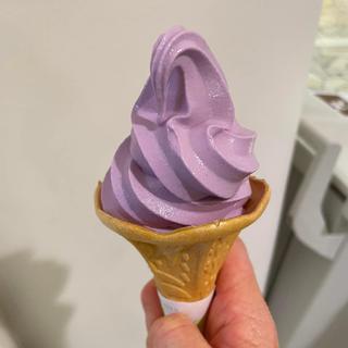 紫芋ソフトクリーム(物産館 水の上の市場)