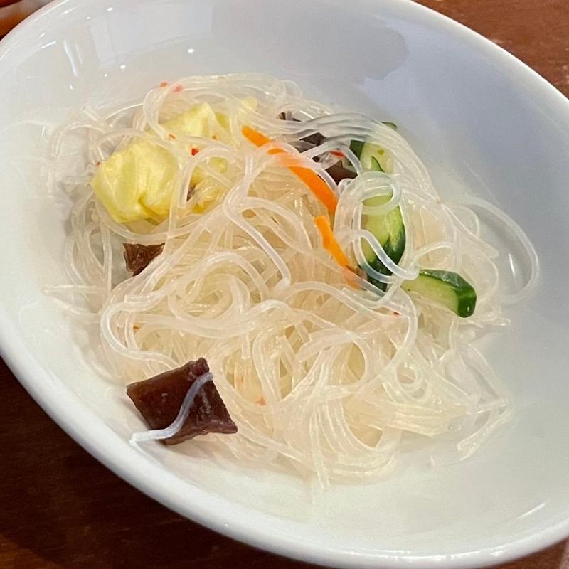 ランチの春雨サラダ(にんにくやマナオ )