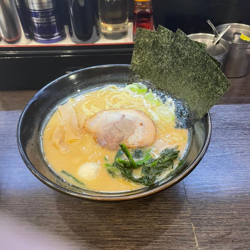 醤油ラーメン(横浜家系ラーメン松壱家 藤沢南口店)