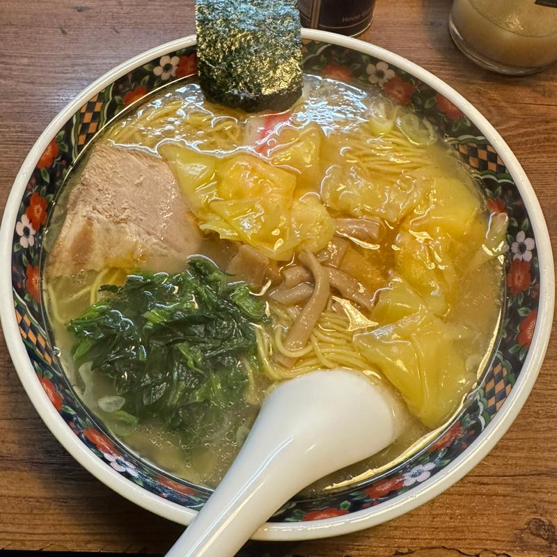 海老わんたんそば（大盛）(函館ラーメン 船見坂)