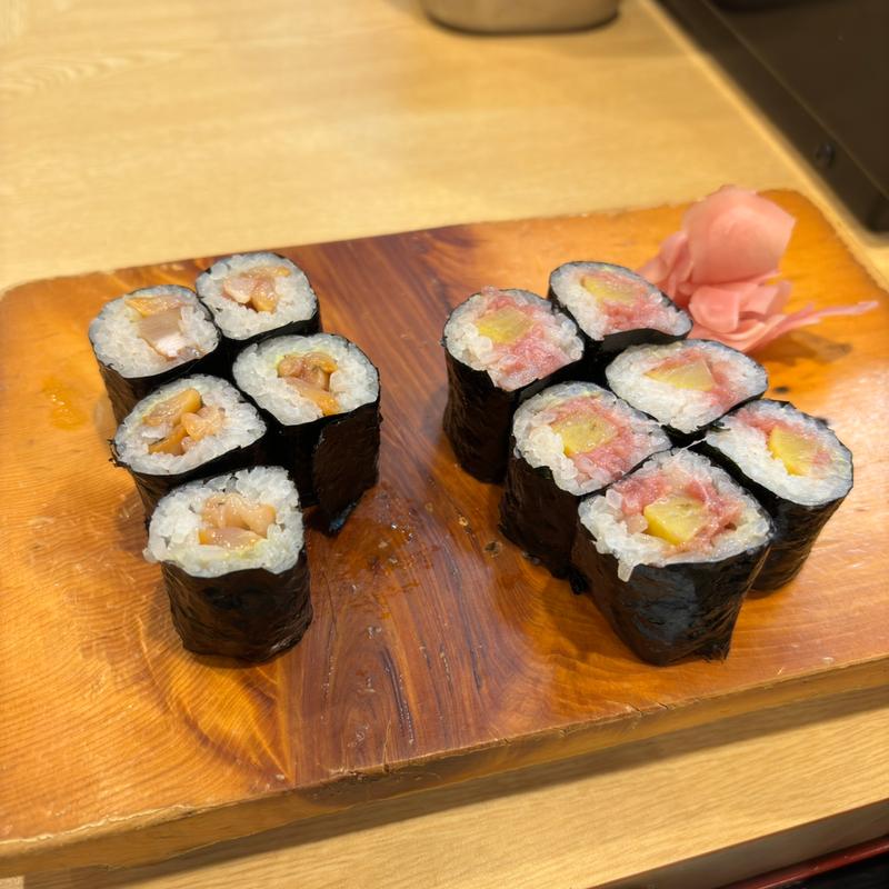 ヒモとトロタク細巻(錦寿司)