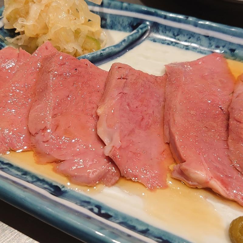 ハツ刺し(もつ焼き 浜松町ふじ屋)