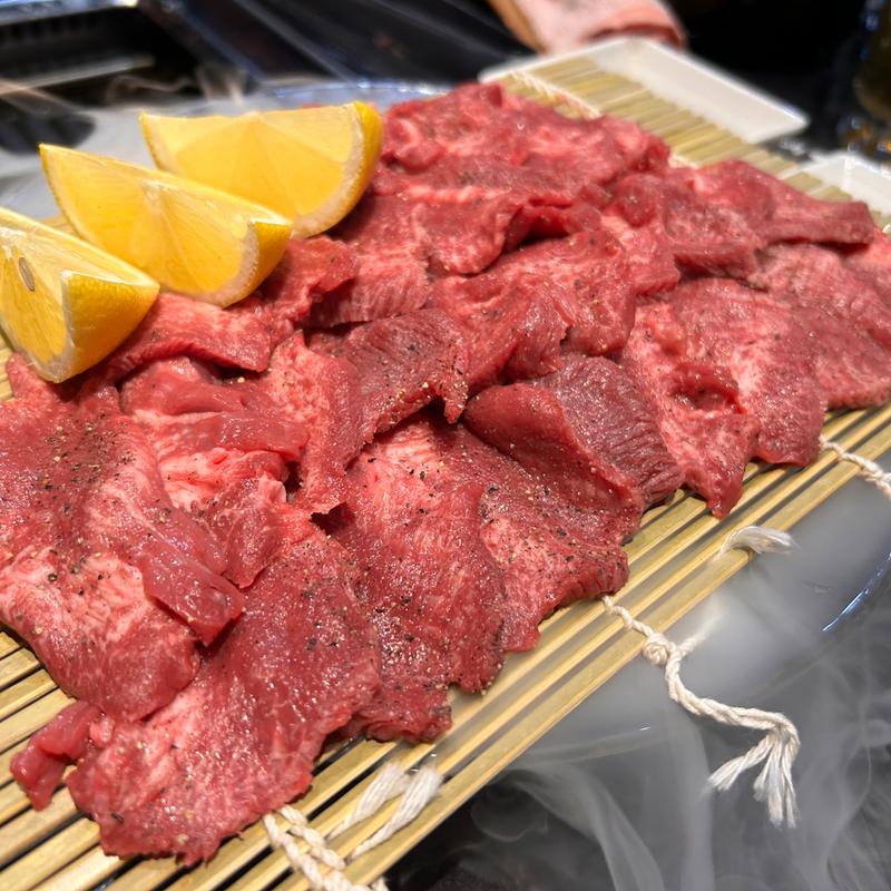 タン(焼肉 やいち)