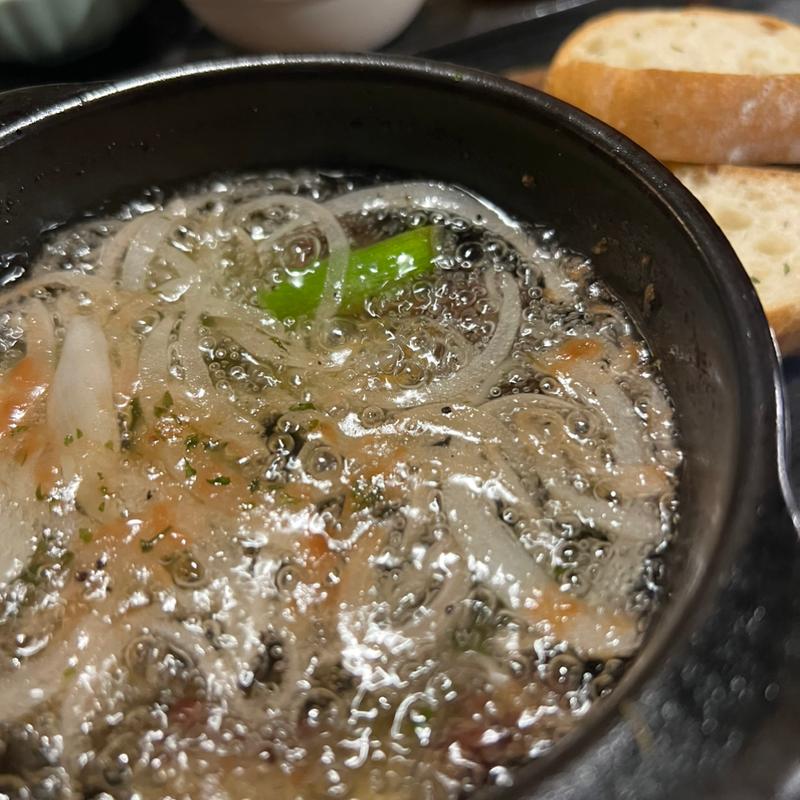 エビとアスパラとタコのアヒージョ(ほっこり串焼酒場 あし跡)