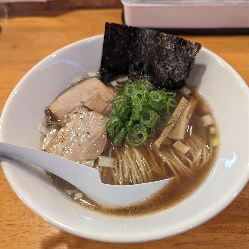 豚清湯麺（本日の限定麺）(ラーメン月輪)