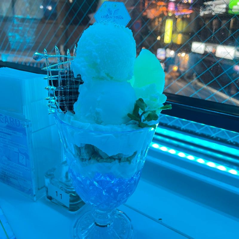 特製クリスタルパフェ(リリアンプリアン)