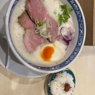 ポルチーニ泡鶏白湯(鶏白湯そば 界〜kai〜)
