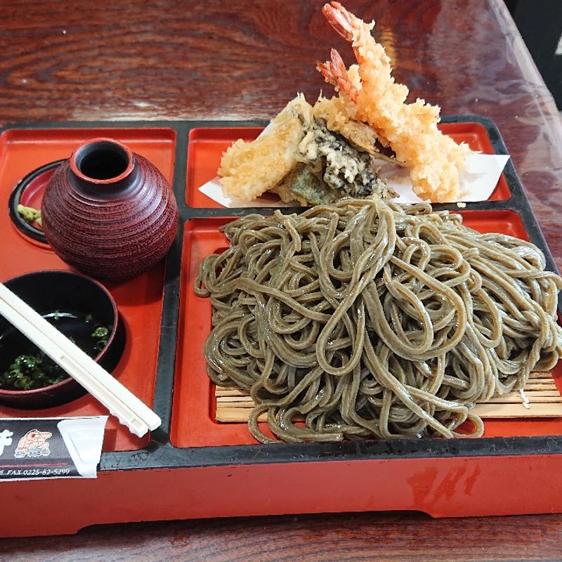 冷たい天ざるのりうどん(ちゃんこ 萩乃井 )